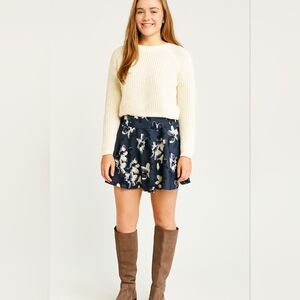 Hollister California Womens Mini Skirt Size S Gray Black Cream Floral Pa…